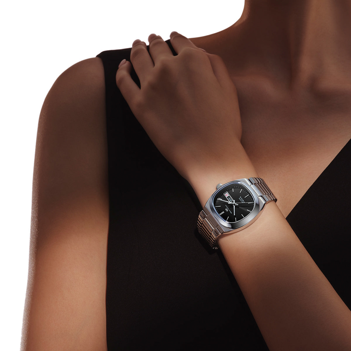 Brushed Solid-color Dial Vintage Tonneau Dress Watch