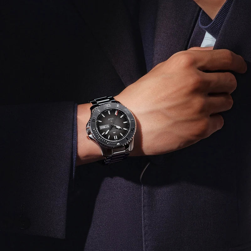 Ocean Series 200m Waterproof Sparkling Dial Ceramic Bezel Diving Watch 44mm