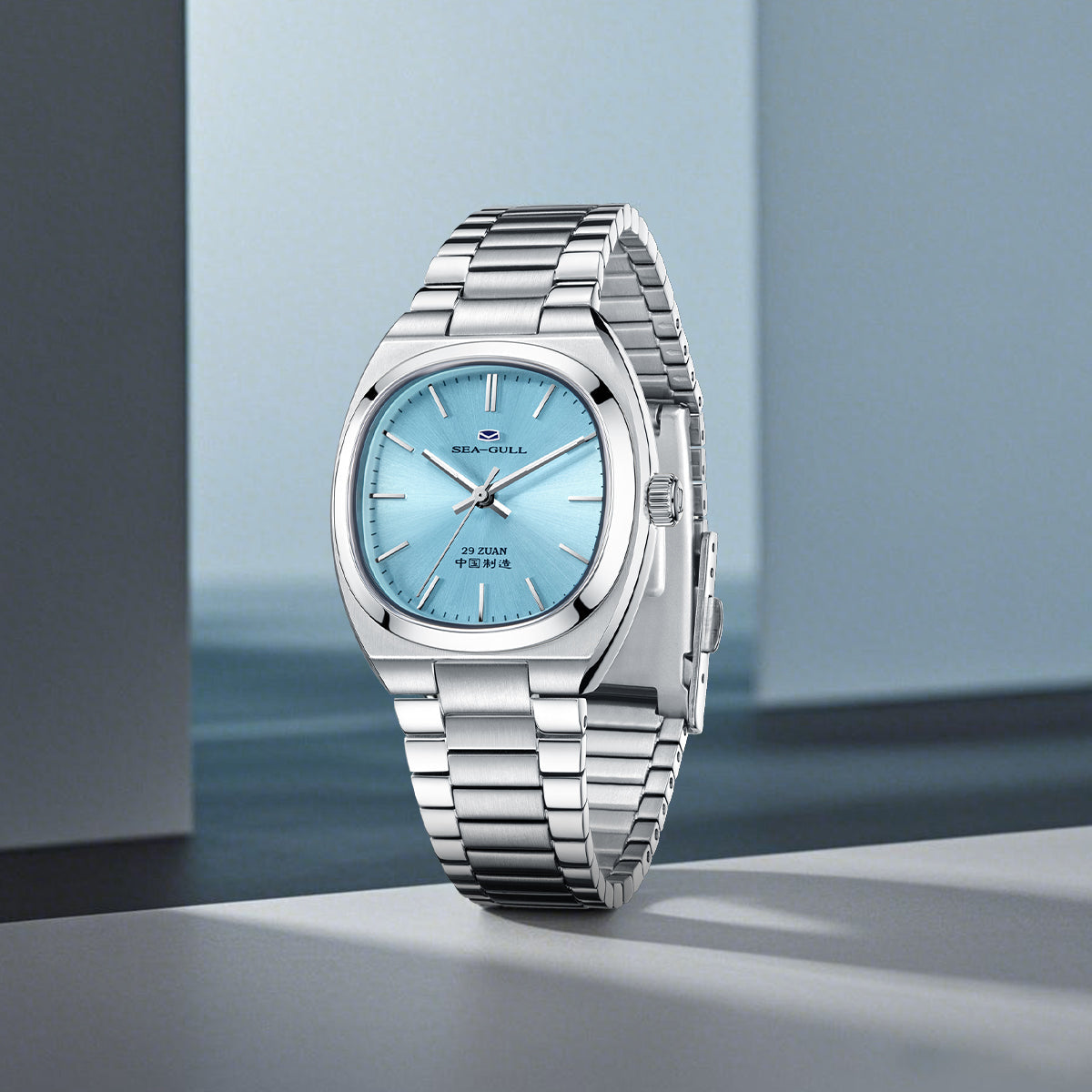 Small face automatic watch for professional women