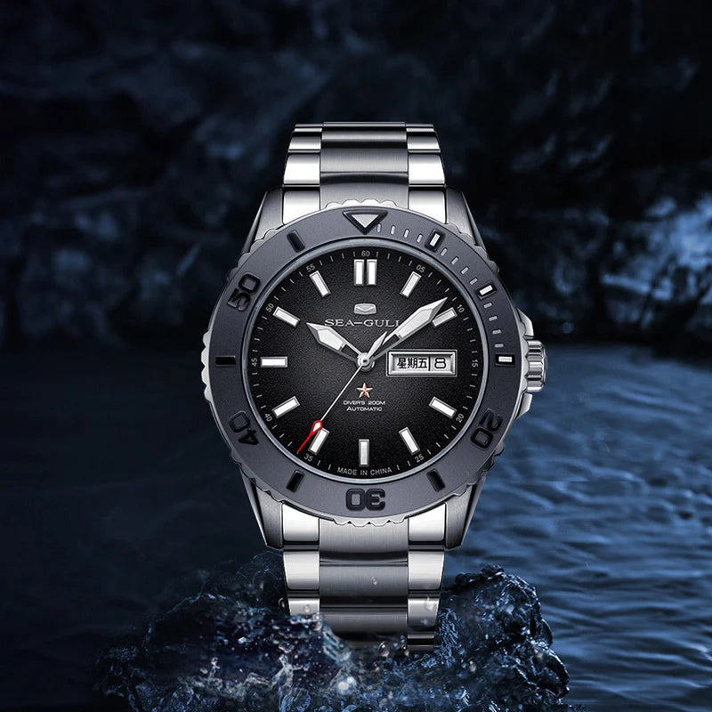 Ocean Series 200m Waterproof Sparkling Dial Ceramic Bezel Diving Watch 44mm