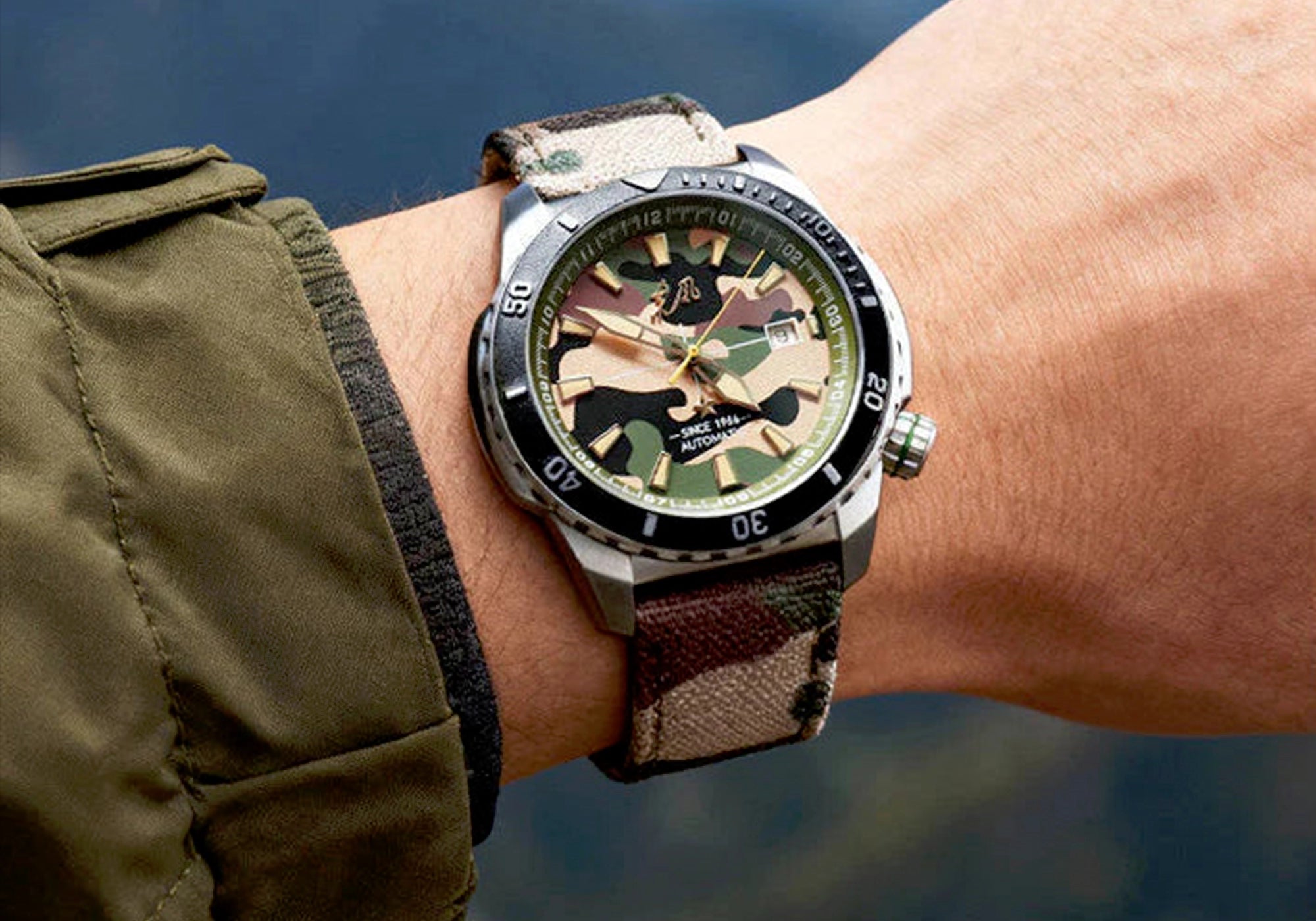 Rugged mechanical watch for outdoor adventure